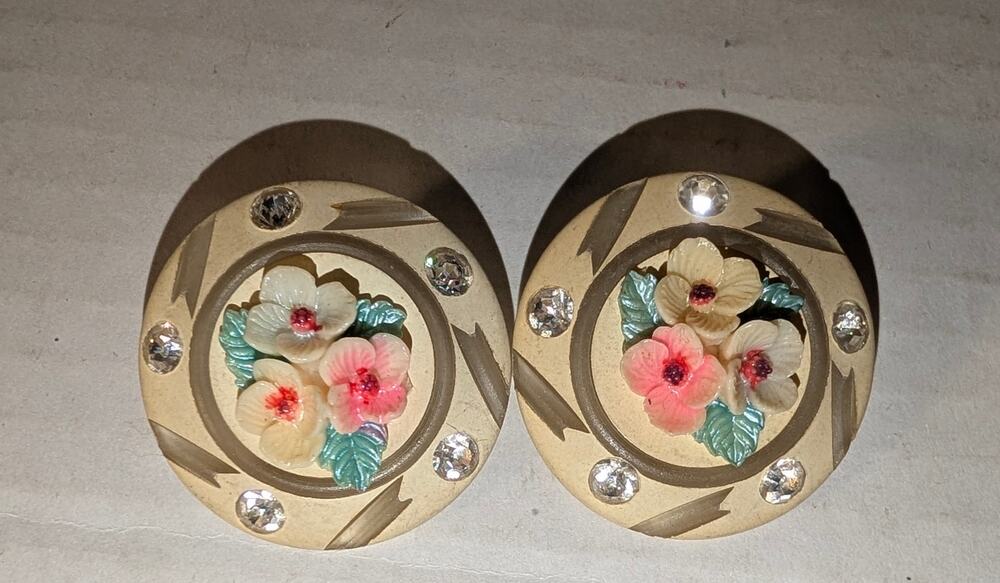 Vintage Clip On Earnings 3D Floral Hand Painted Celluloid